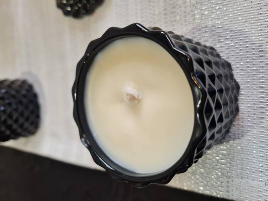 Soy fragrant candle (baby geo gloss black)